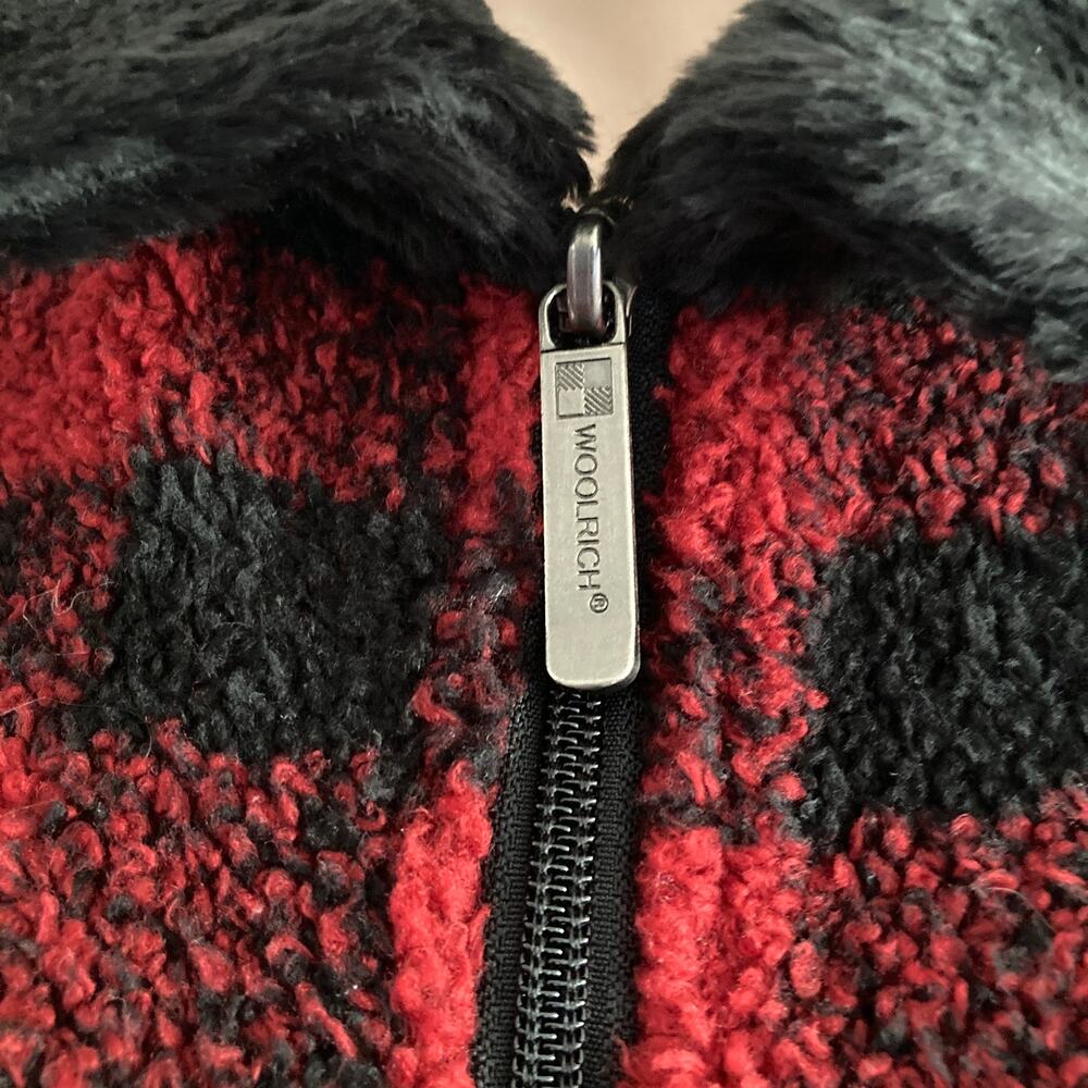 Woolrich Vest Womens Medium Tartan Black Red Plaid Faux Fur Collar - Picture 10 of 11